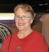 galley043.JPG (114814 bytes)
